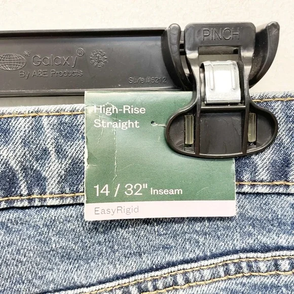 Wild Fable Women's Medium Wash High Rise Straight Leg Jeans Size 14 - Picture 5 of 7